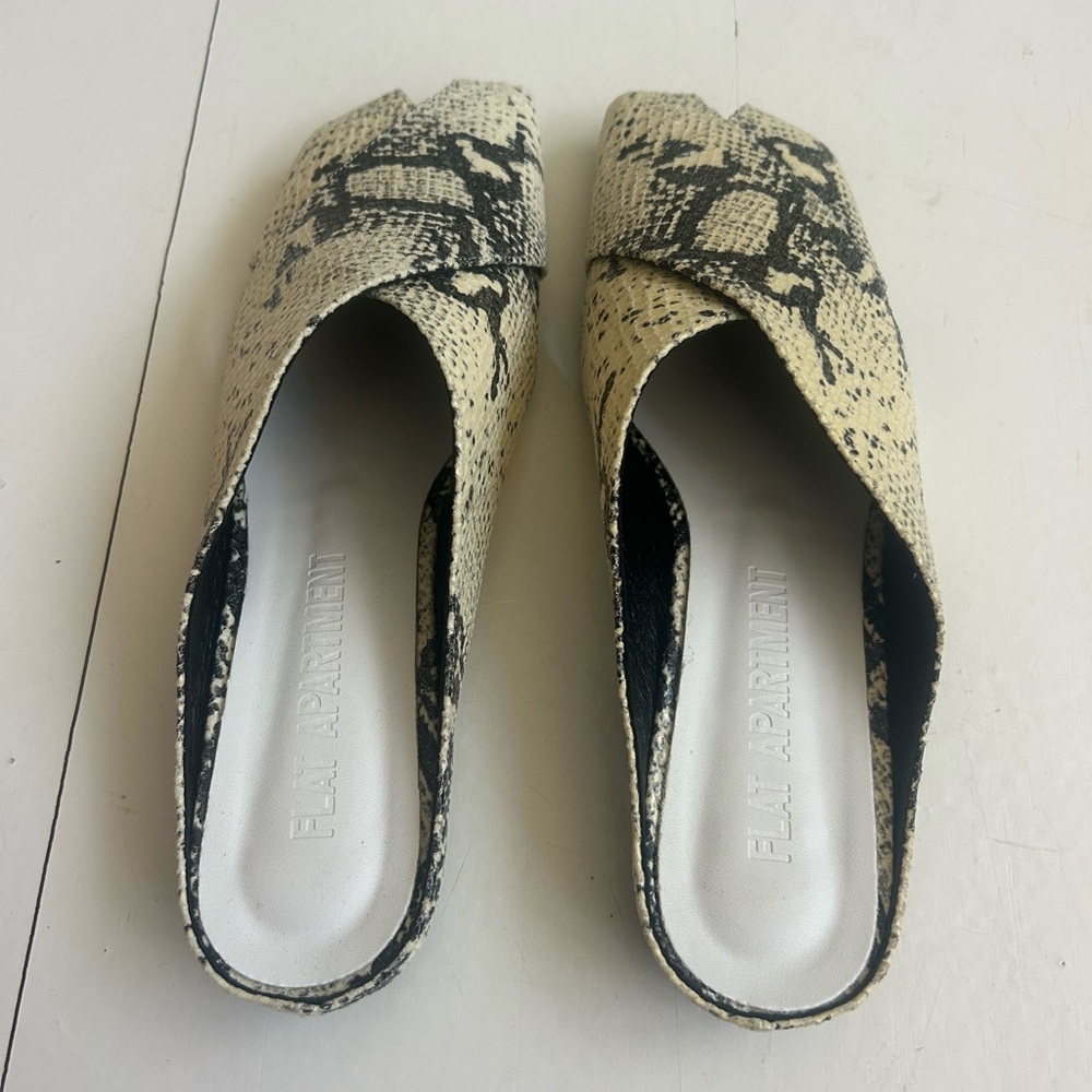 Flat Apartment Snakeskin Patterned Mules New - image 2